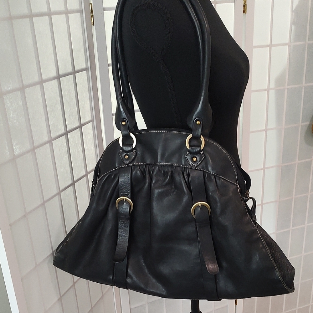 Gorgeous Michael Rome Designs Italy Black Leather Shoulder Bag Gold Buckle